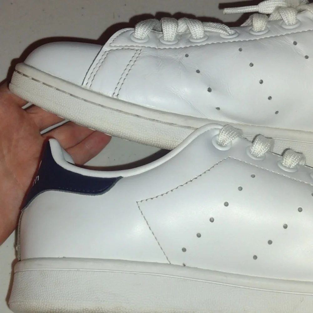 ADIDAS Stan Smith White Sneakers  size 7